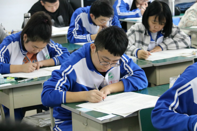 IMG_0894_meitu_10.jpg IMG_0894_meitu_10.jpg