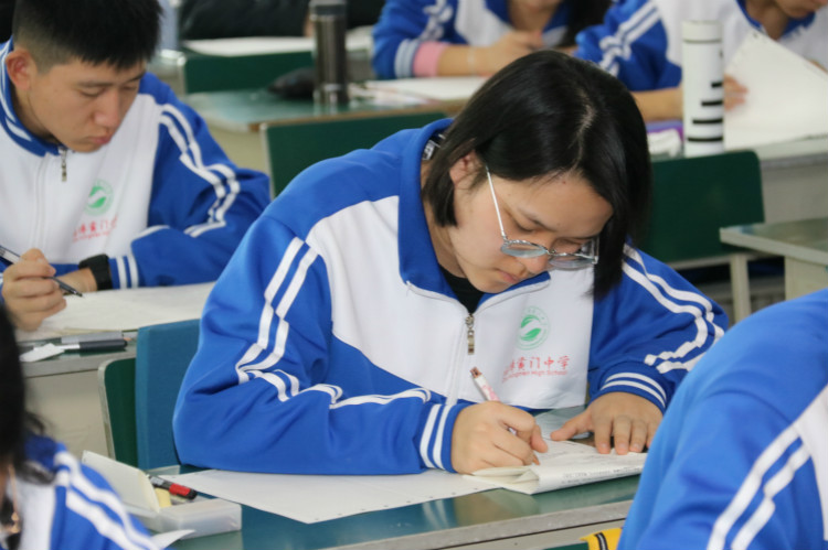 IMG_0920_meitu_22.jpg IMG_0920_meitu_22.jpg