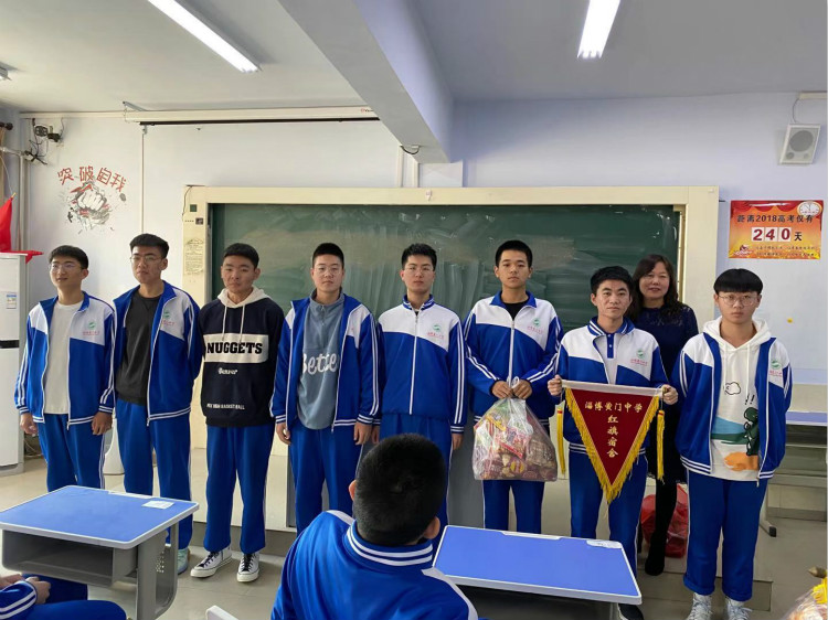 0698d6bccc504359dad7ace12631a30_meitu_4.jpg 0698d6bccc504359dad7ace12631a30_meitu_4.jpg