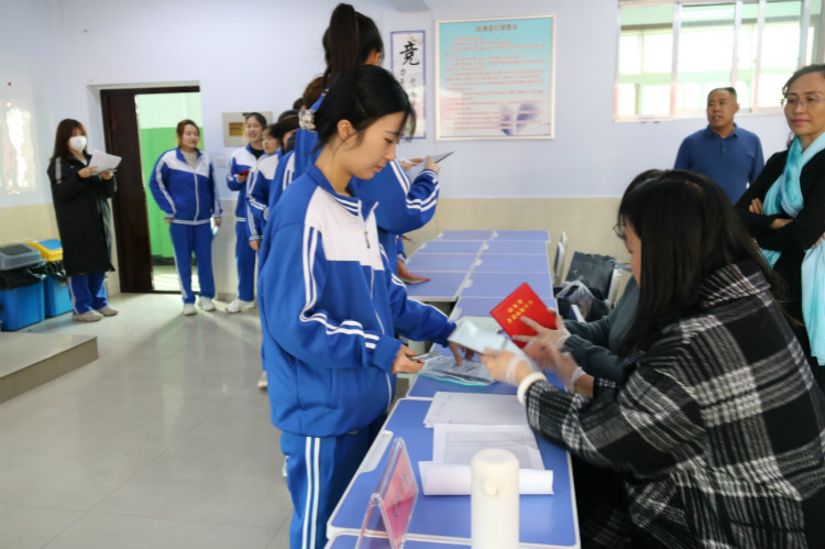 IMG_0981_meitu_3.jpg IMG_0981_meitu_3.jpg