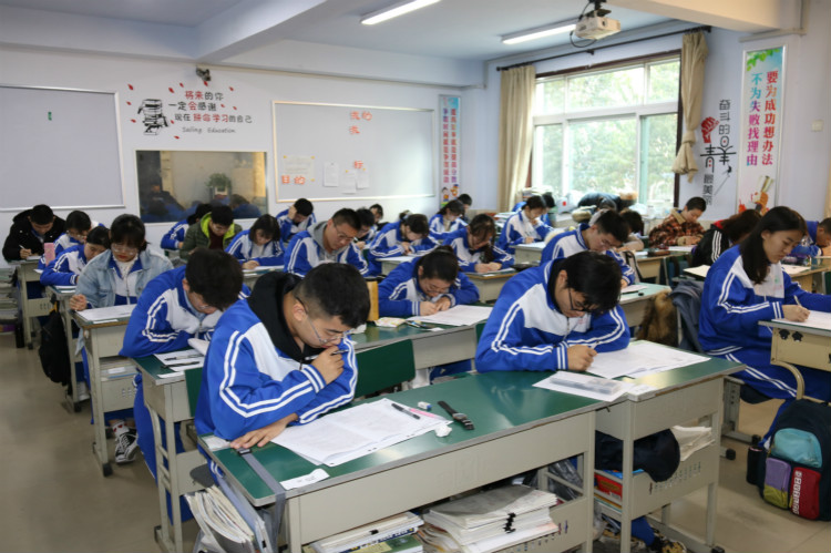 2_meitu_2.jpg 2_meitu_2.jpg